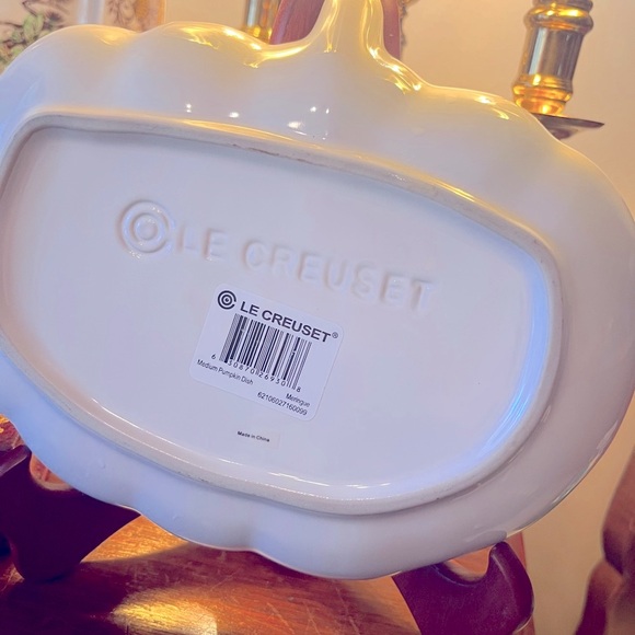 Rare Le Creuset Medium Ceramic Pumpkin Dish Thanksgiving Fall - Picture 5 of 6